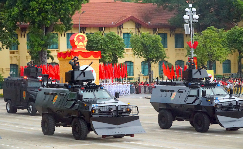 Công an nhân dân vì Đảng, vì dân -0