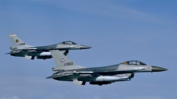 Hà Lan "bơm" cho Ukraine thêm 6 tiêm kích F-16