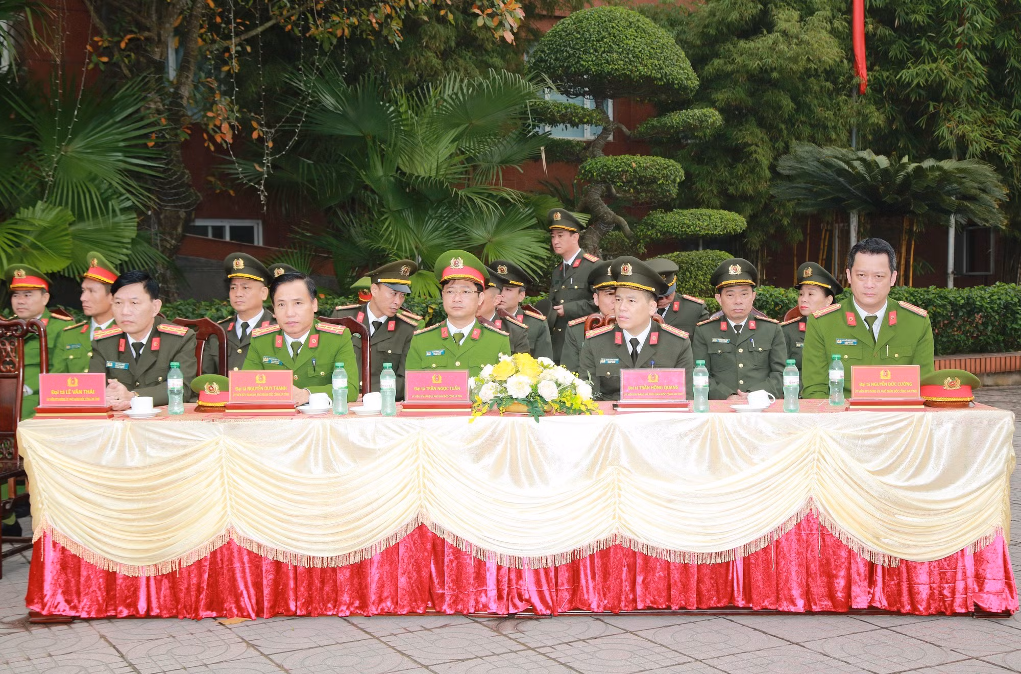 Nghệ An: Trao thưởng thành tích xuất sắc của Công an tỉnh trong đấu tranh phòng chống tội phạm dịp Tết Nguyên Đán -0