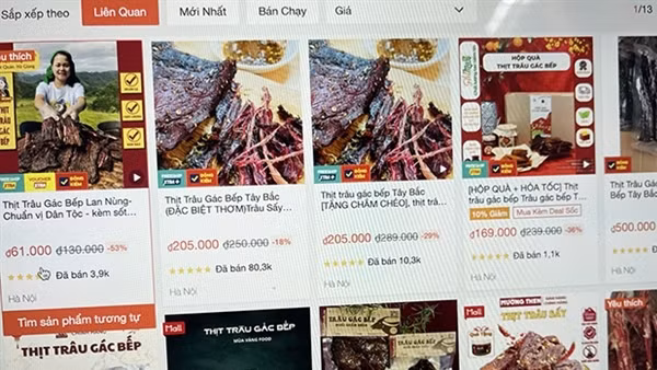 Sôi động chợ Tết Online