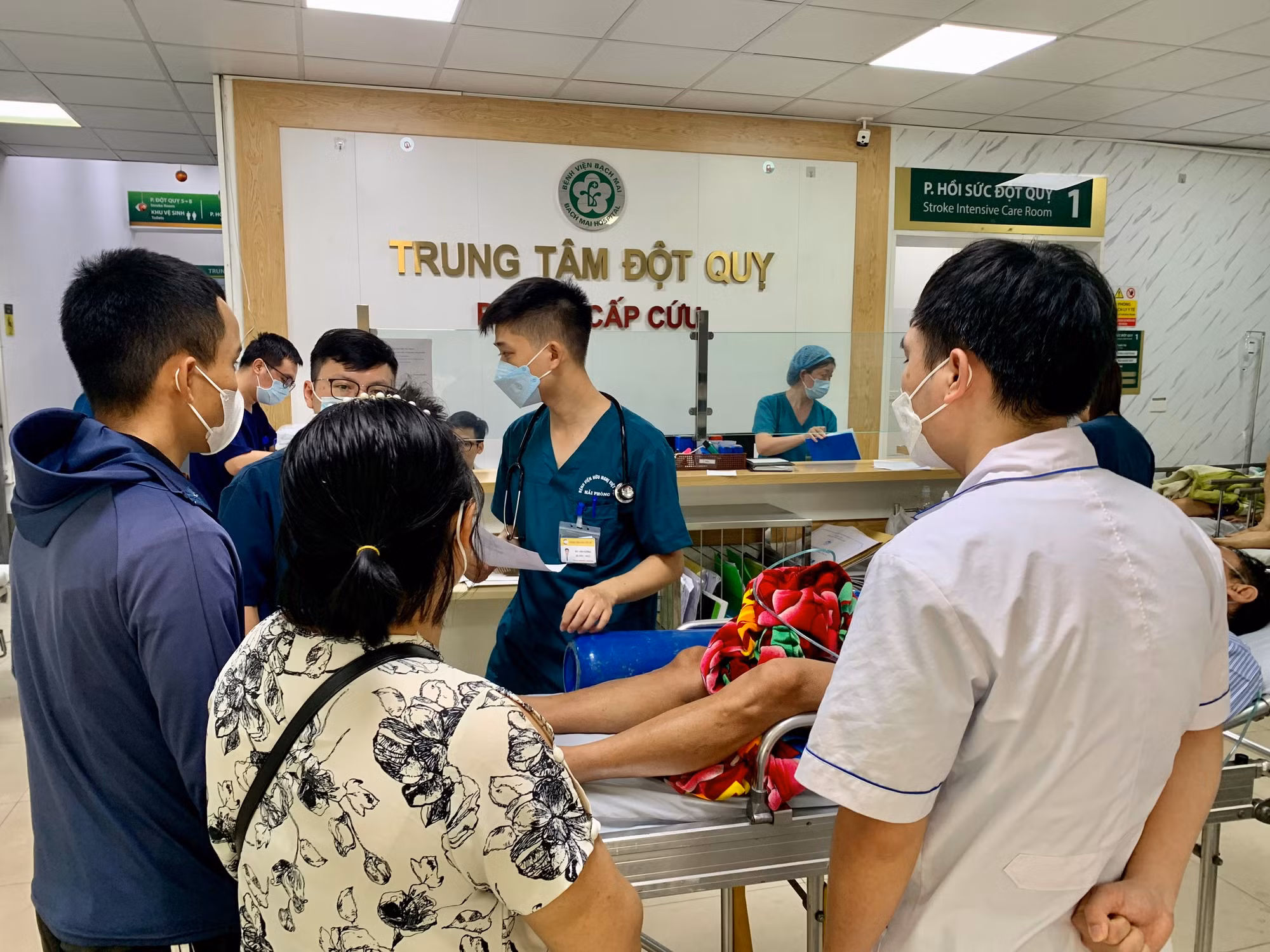 Nhiều bệnh viện tạm dừng khám theo yêu cầu, tập trung cấp cứu người bệnh bị ảnh hưởng bão Yagi -0