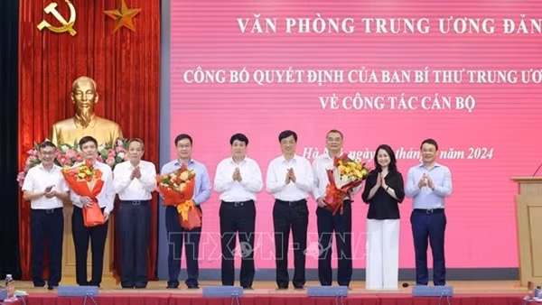 Công bố quyết định bổ nhiệm Trợ lý, Thư ký của Tổng Bí thư, Chủ tịch nước