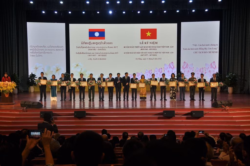 Đà Nẵng tăng cường mối quan hệ hữu nghị vĩ đại, đoàn kết đặc biệt và hợp tác toàn diện Việt Nam – Lào -0