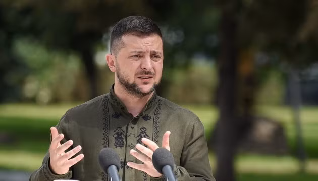 Tổng thống Zelensky khuyên lính Nga đầu hàng -0