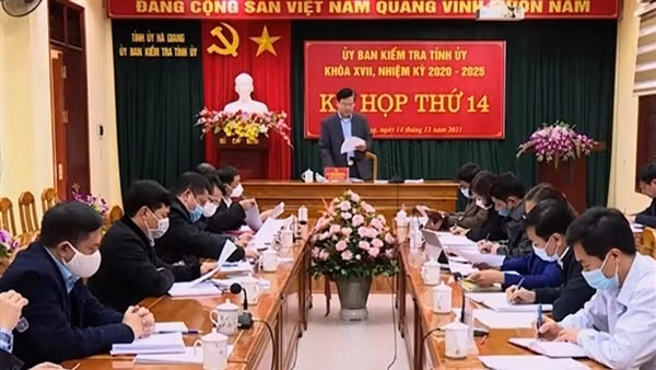 Bắt giam 2 nguyên cán bộ Ban Nội chính Tỉnh ủy Hà Giang ảnh 3