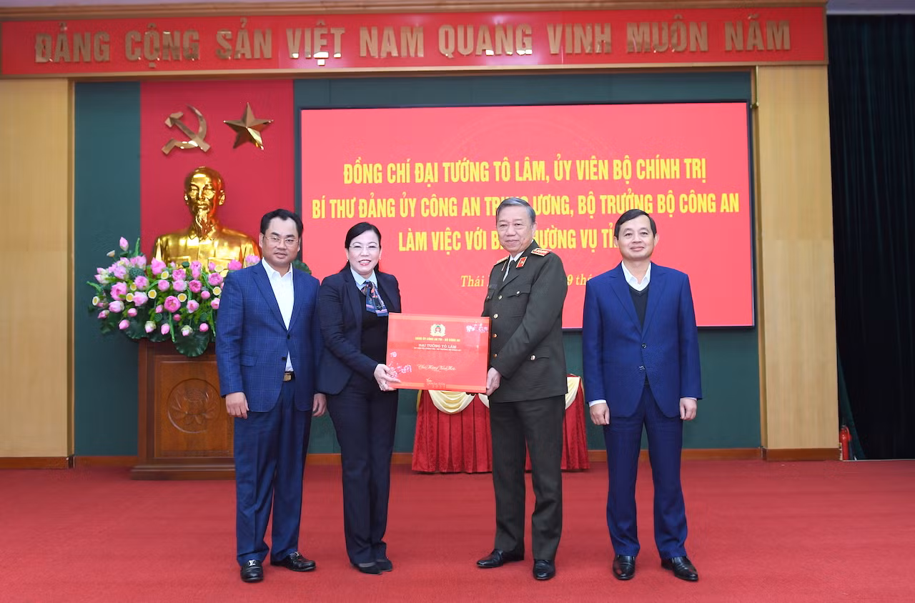 Xây dựng Thái Nguyên thành trung tâm kinh tế công nghiệp hiện đại khu vực trung du phía Bắc -0