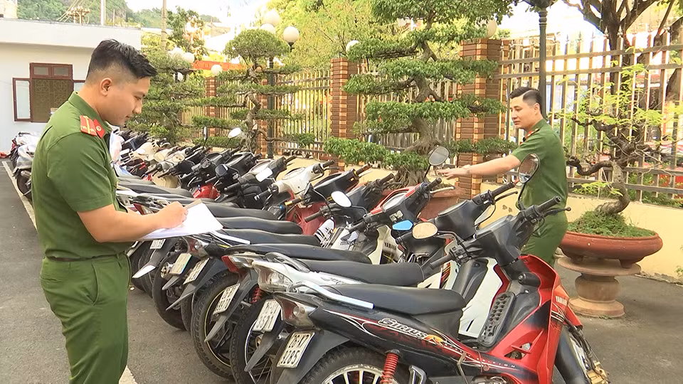 Lao đao vì dính bẫy vay lãi nặng -0