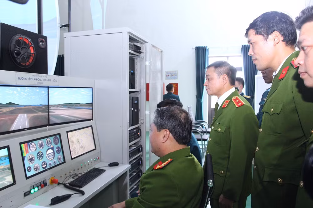 khong quan-2.jpg -0