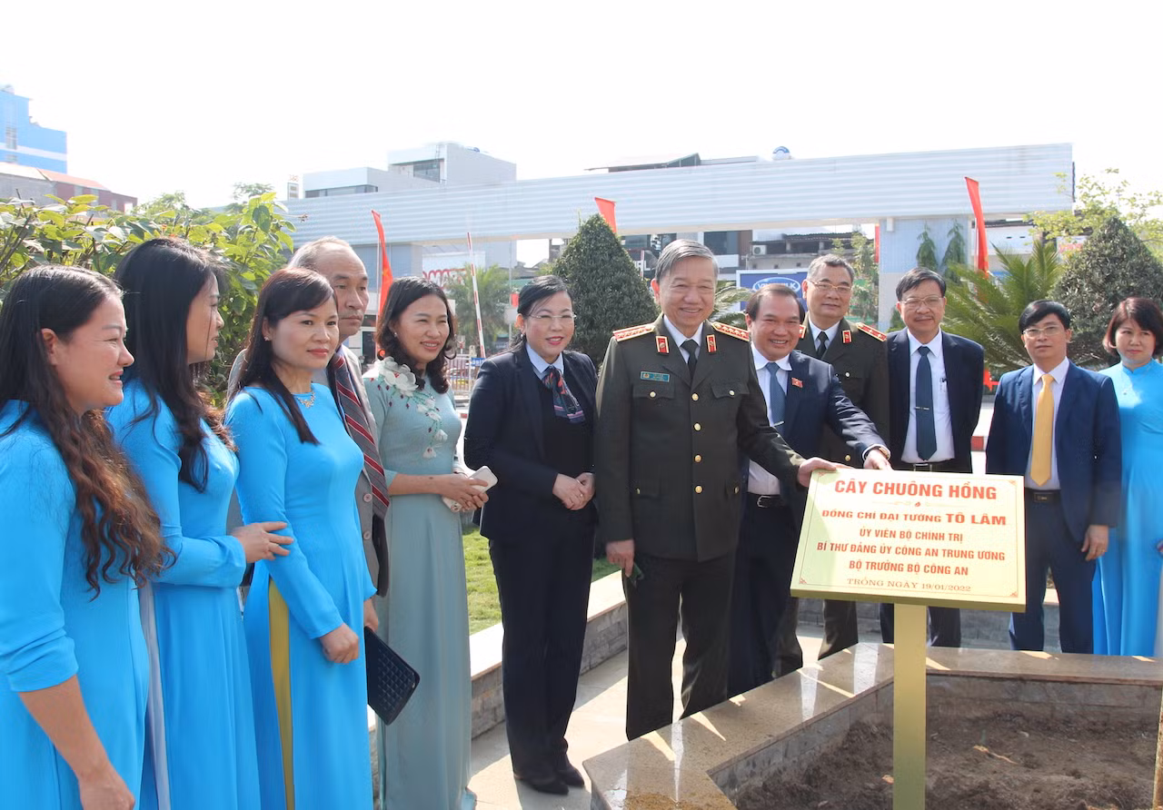 Xây dựng Thái Nguyên thành trung tâm kinh tế công nghiệp hiện đại khu vực trung du phía Bắc -1