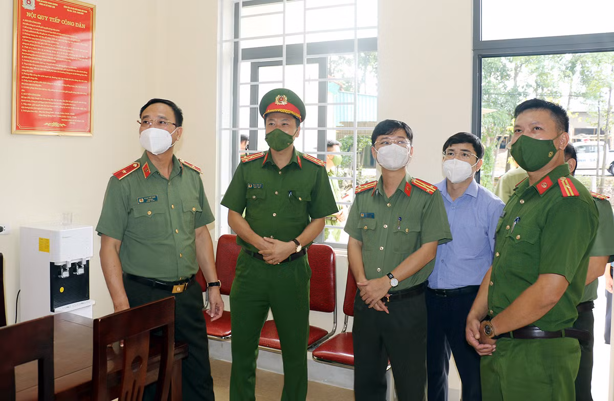TET - Quả ngọt từ tấm lòng tận hiến -0