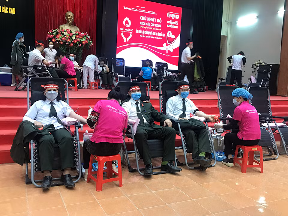 Ngày Chủ nhật đỏ, lan tỏa tinh thần “Hiến máu cứu người” -0