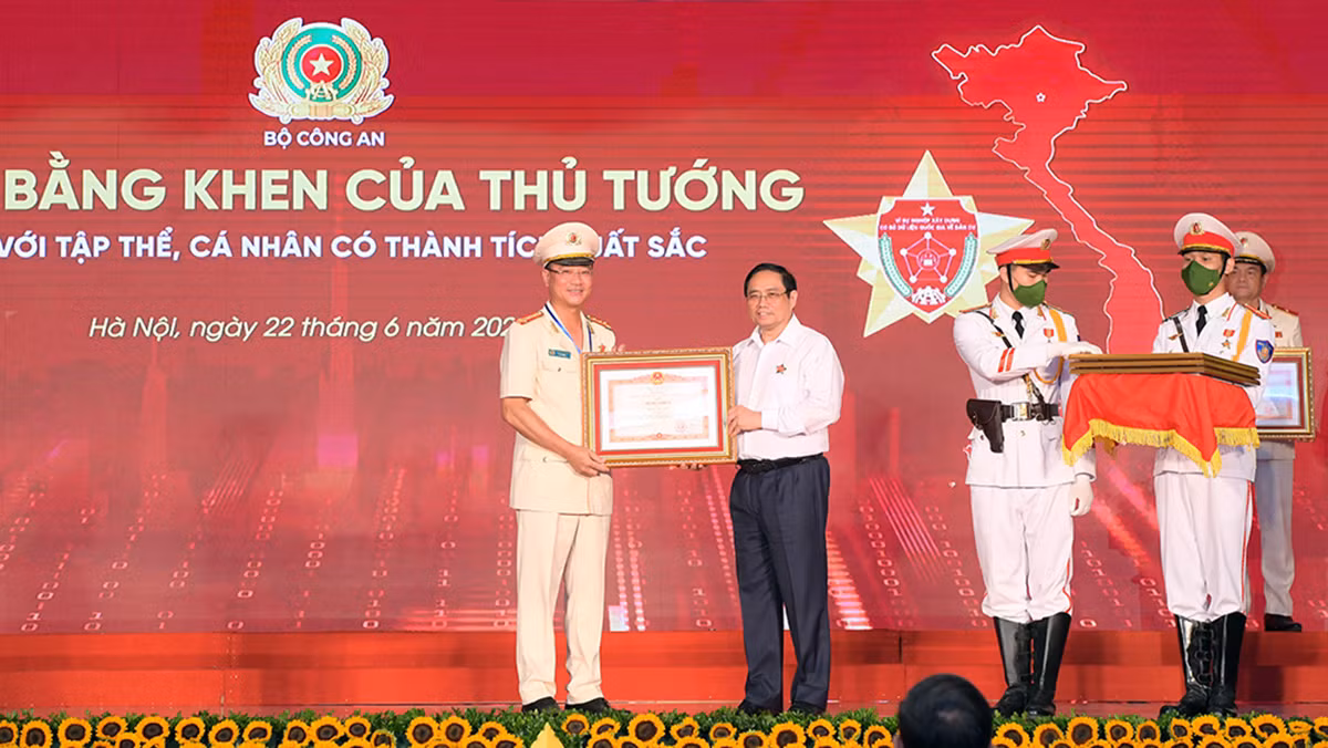 TET - Quả ngọt từ tấm lòng tận hiến -0