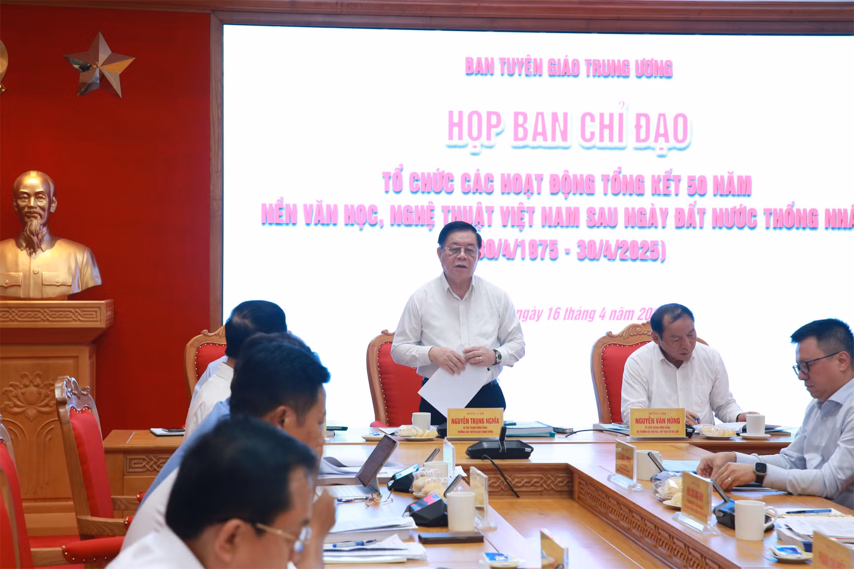 Tổng kết 50 năm nền văn học, nghệ thuật Việt Nam sau ngày đất nước thống nhất: Nhìn lại để vững vàng bước tiếp -0