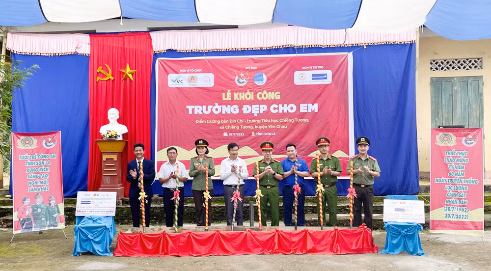 Dưới những mái nhà mang tên “Hạnh phúc” -1