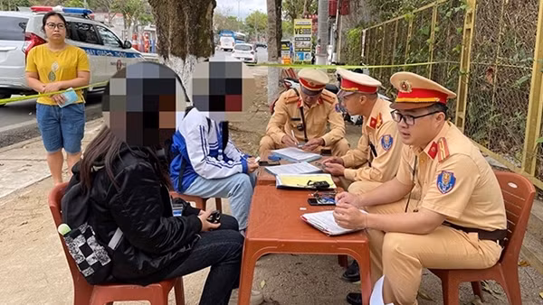 Chấn chỉnh tình trạng học sinh vi phạm TTATGT