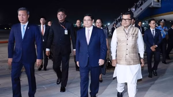Thủ tướng Phạm Minh Chính tới New Delhi, bắt đầu chuyến thăm cấp Nhà nước Ấn Độ