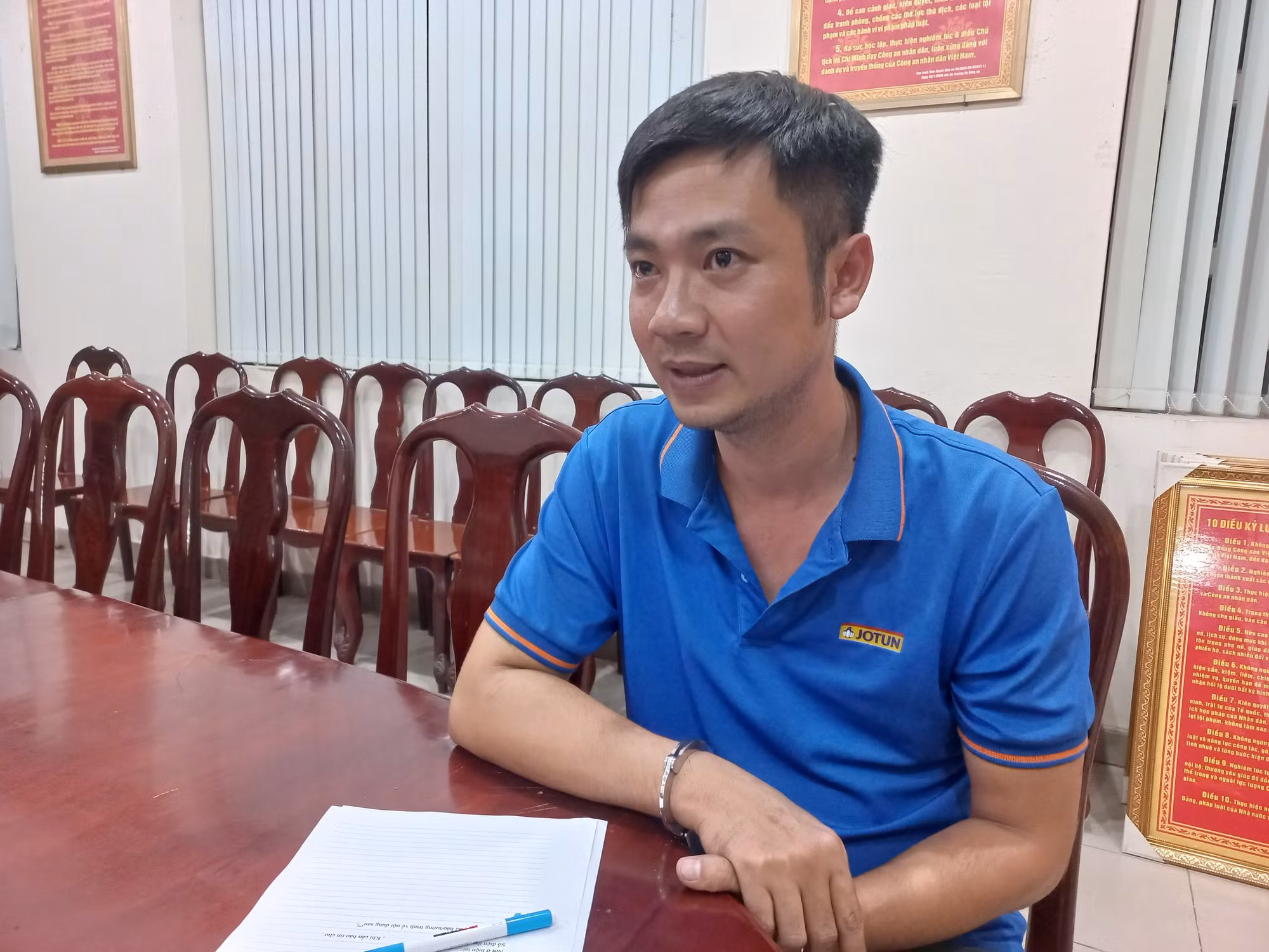 Thuê xe tự lái rồi làm giả giấy tờ đem đi cầm cố -0