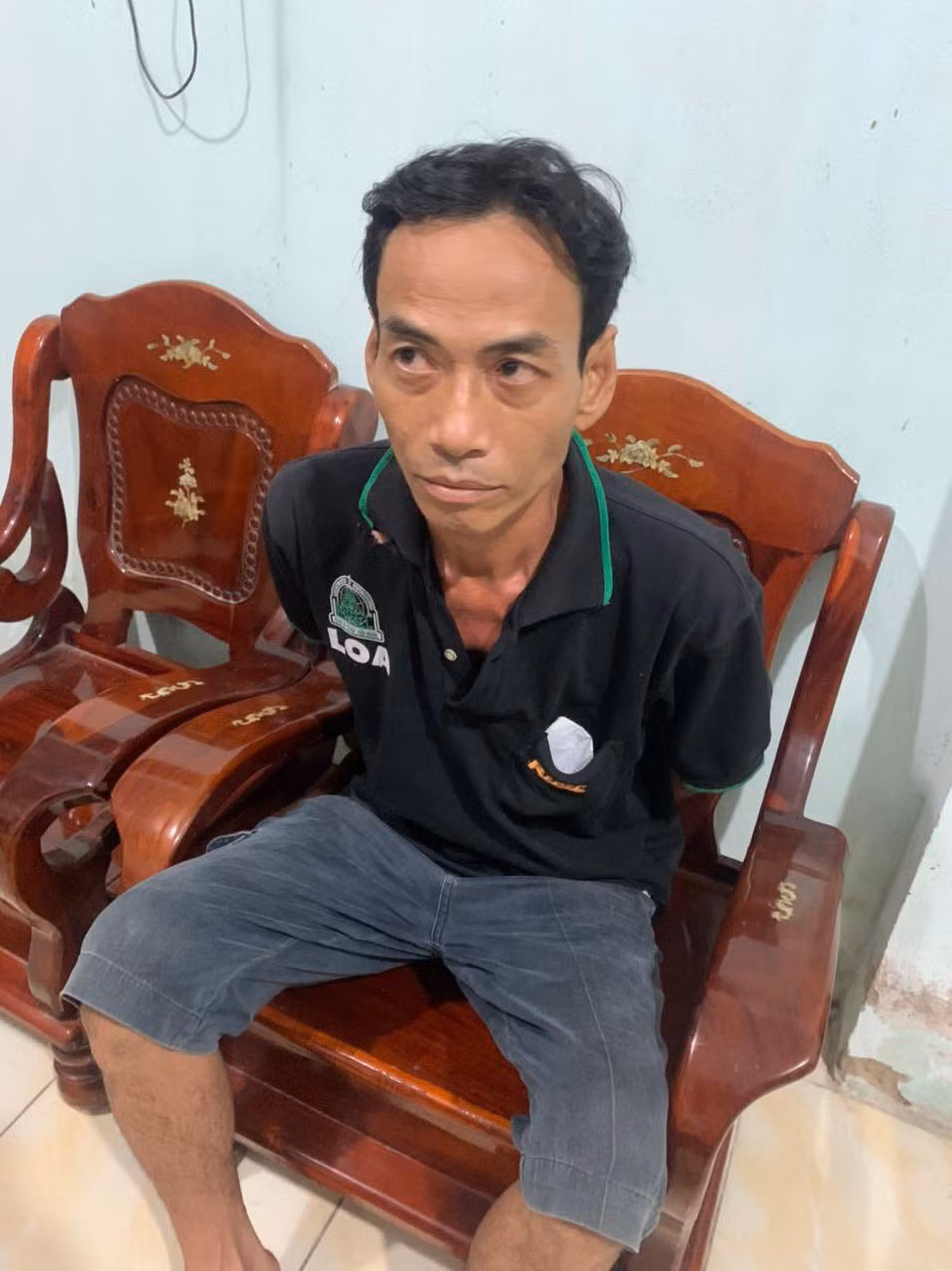 Đánh tình nhân thương tích rồi bỏ trốn vì bị từ chối tình cảm -0