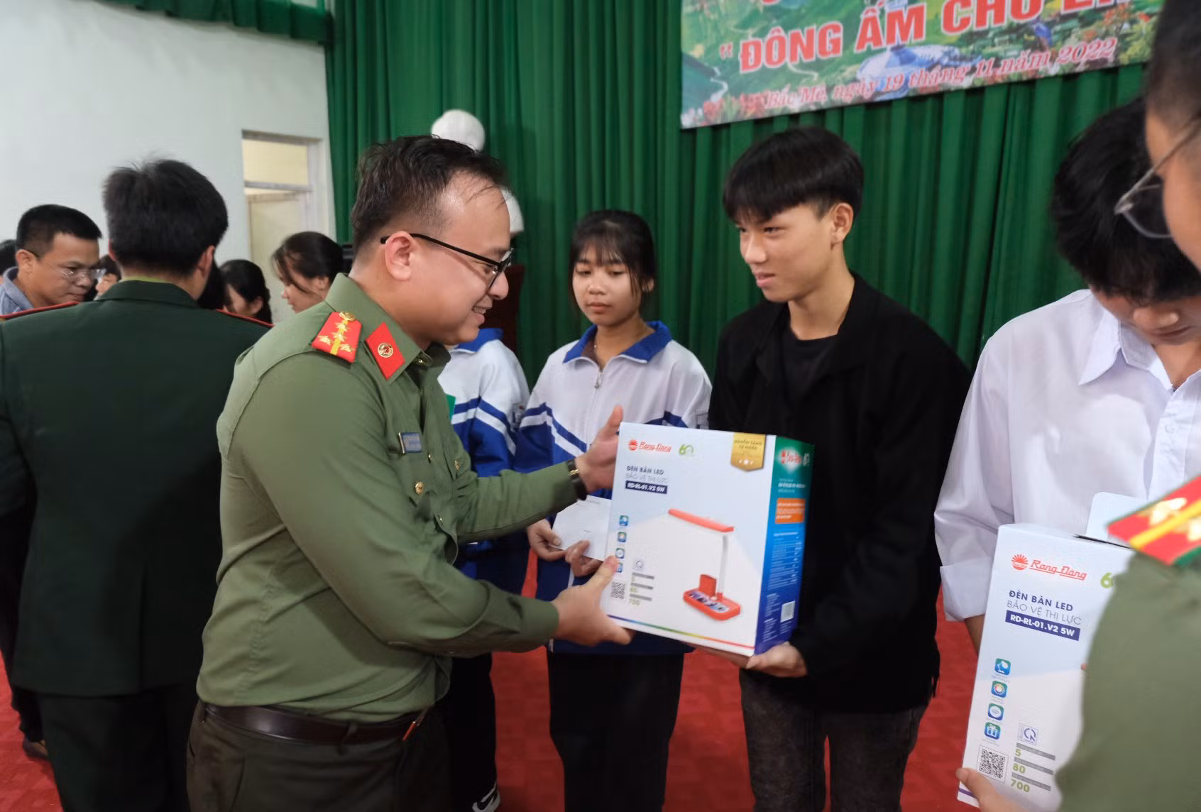 3ce974f2c1bc18e241ad.jpg -0