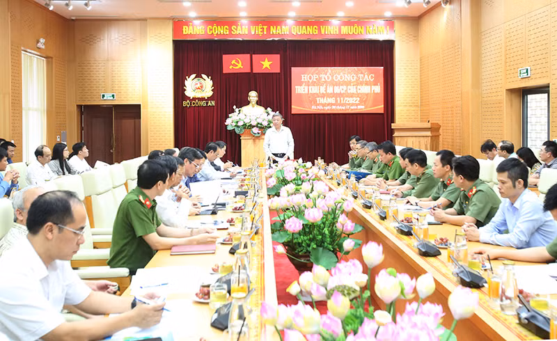 Đẩy nhanh xây dựng và số hóa dữ liệu các bộ, ngành để phục vụ người dân và doanh nghiệp -0