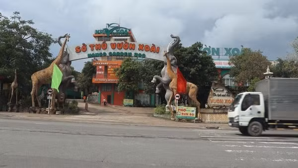 Làm rõ vụ Khu du lịch sinh thái rộng 42 ha xây dựng "chui"