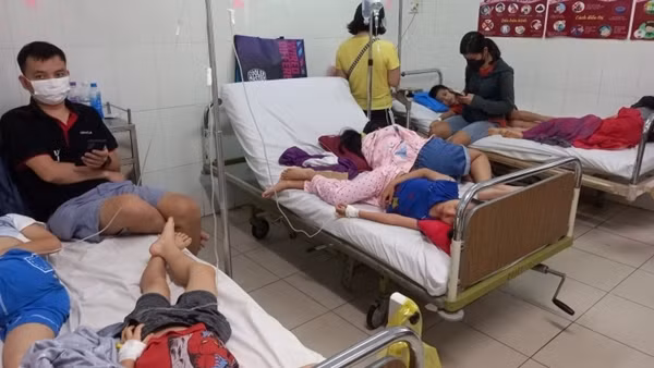 Bộ GD&ĐT ra văn bản khẩn sau vụ ngộ độc thực phẩm tại Nha Trang