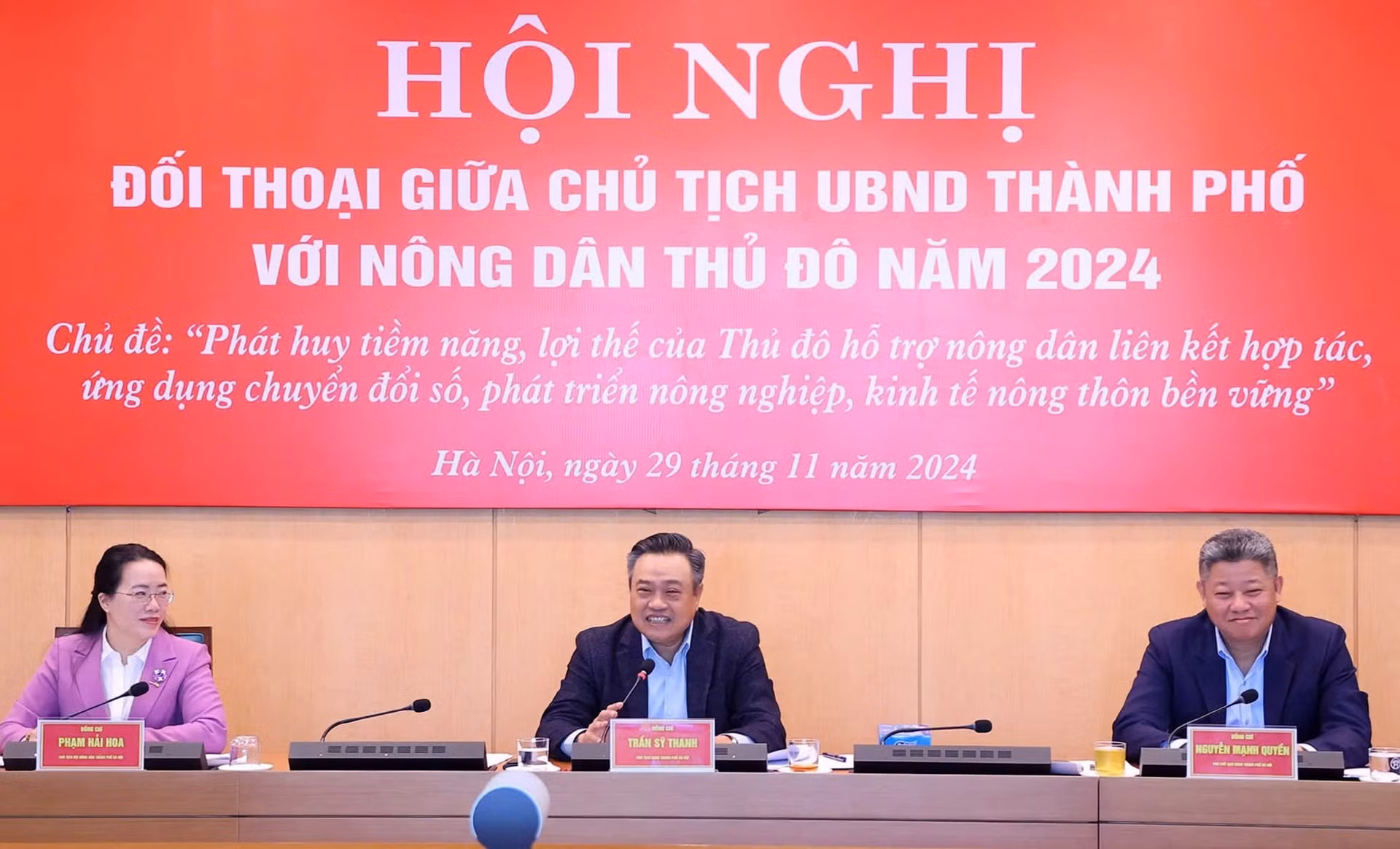 Chủ tịch Hà Nội đối thoại với nông dân: Không còn tình trạng “rau 2 luống, lợn 2 chuồng” -0