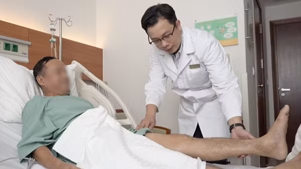 Hạnh phúc của người đàn ông mắc căn bệnh kỳ lạ