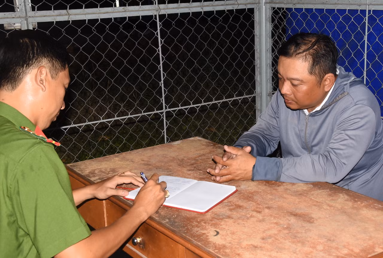 đối tượng lý quang thái tại cơ quan công an. ảnh lê hoài.jpeg -0