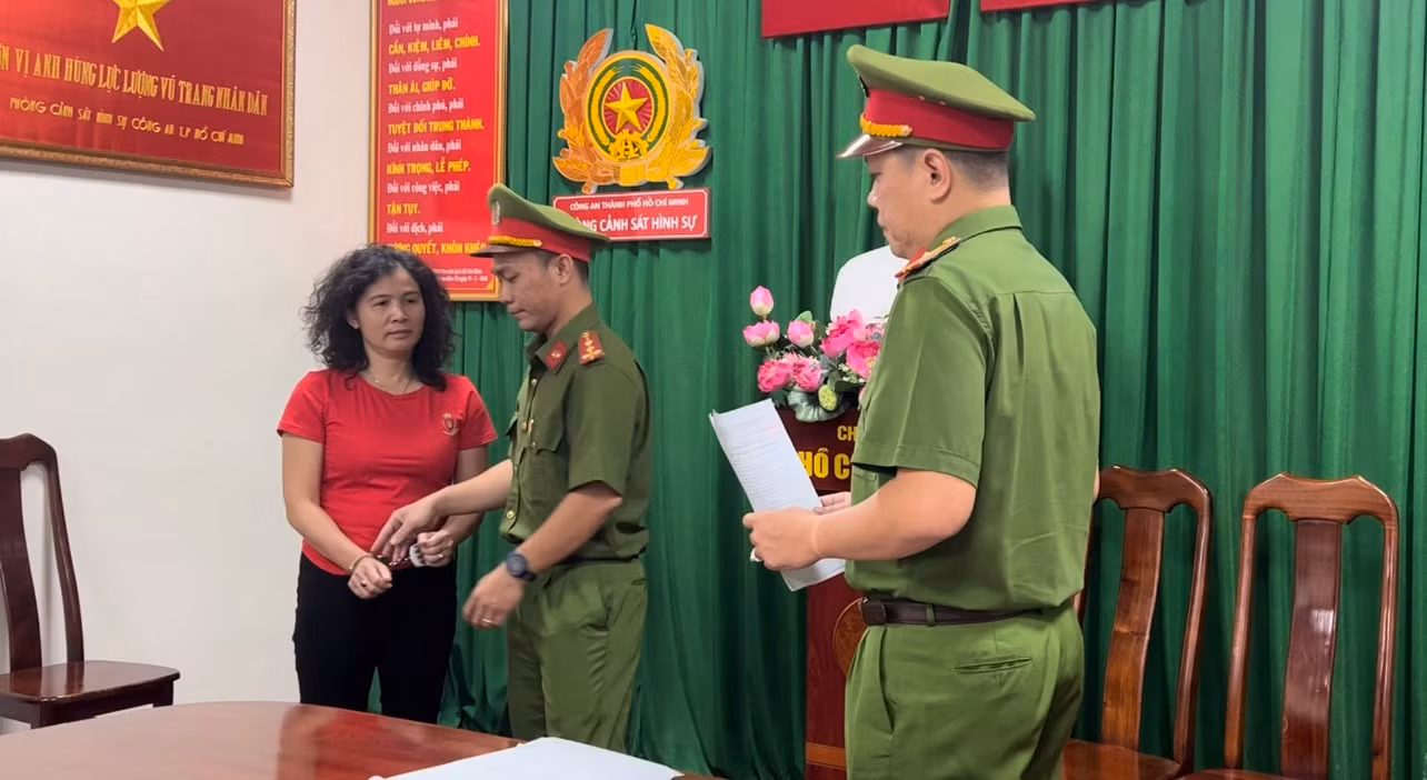 Trả hồ sơ lần 2 vụ án Đặng Thị Hàn Ni và Trần Văn Sỹ -0