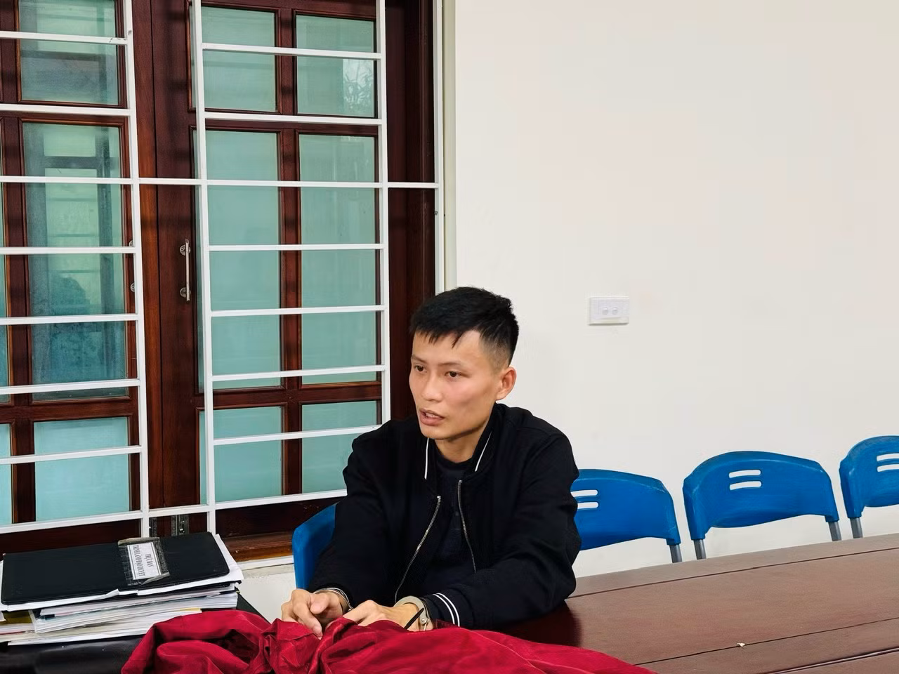 Truy bắt nhanh đối tượng cướp ngân hàng sau 24 giờ gây án -0