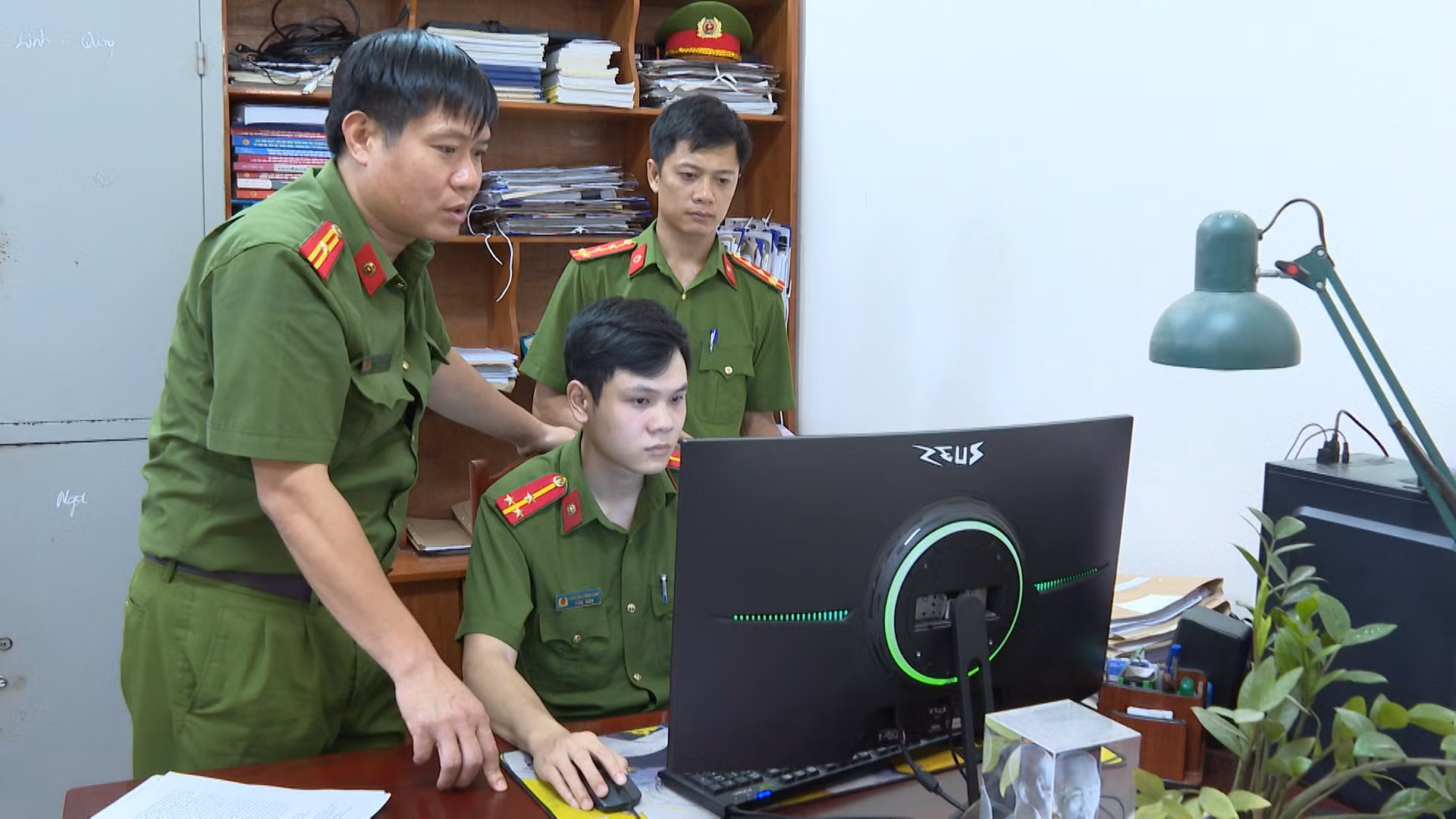 Triệt xoá đường dây lừa đảo chiếm đoạt tài sản hơn 5 tỷ đồng -0
