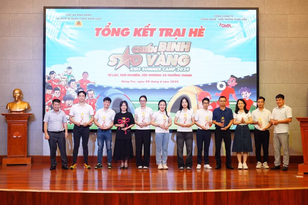 Khơi dậy tình yêu thương từ trại hè “Chiến binh sao vàng” -2