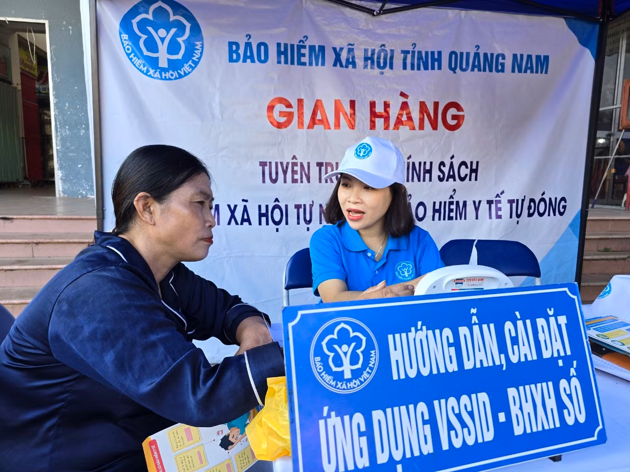 BHXH tỉnh Quảng Nam: Sáng tạo trong tuyên truyền chính sách BHXH, BHYT đến tiểu thương và người dân -0
