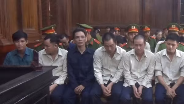 Vụ hút cát lậu ở Cần Giờ, nhiều người trong một gia đình lãnh án
