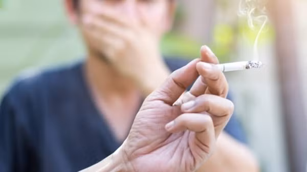 Tăng mạnh thuế thuốc lá có giảm được số người hút?