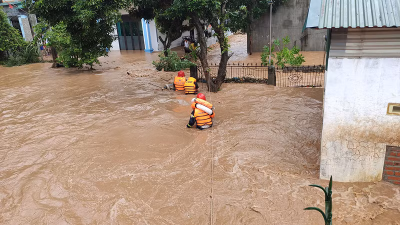 Thủ tướng chỉ đạo tập trung ứng phó nguy cơ mưa lũ, sạt lở đất tại Bắc Bộ -0