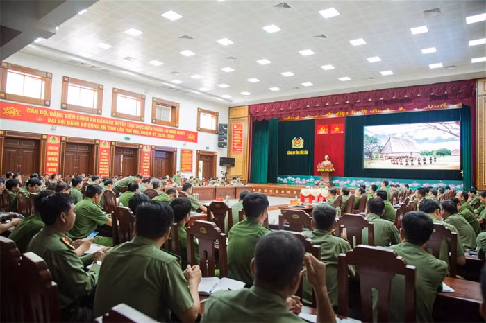 Thứ trưởng Phạm Thế Tùng chủ trì Hội nghị về công tác bảo đảm an ninh, trật tự vùng Tây Nguyên -0