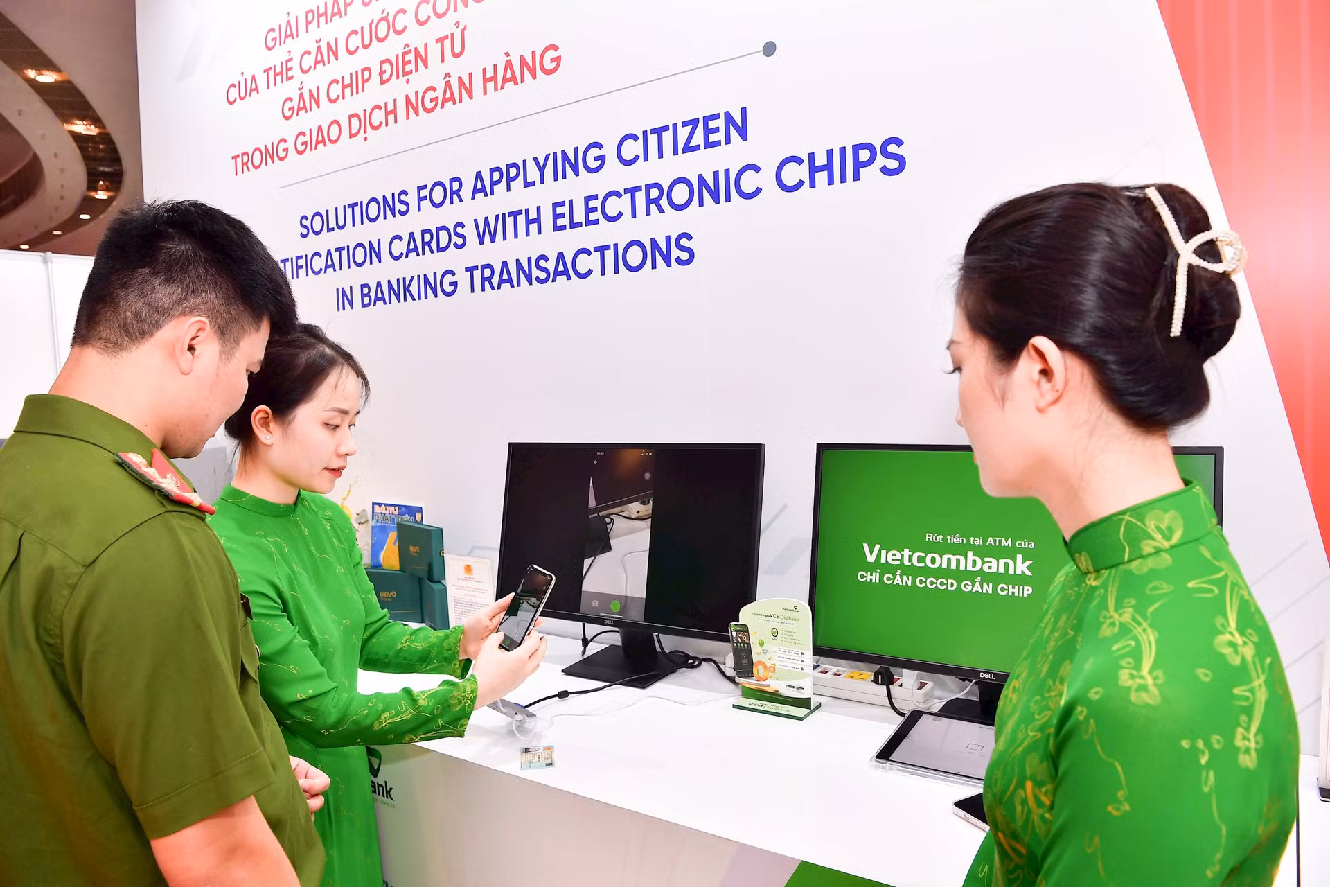Hiệu quả thực hiện Đề án 06 giữa Bộ Công an và Ngân hàng Nhà nước -0