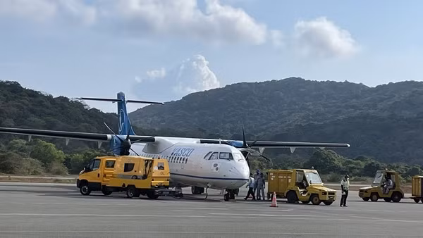 Phó Thủ tướng yêu cầu: Đầu tư tổng thể Cảng hàng không Côn Đảo tránh dàn trải