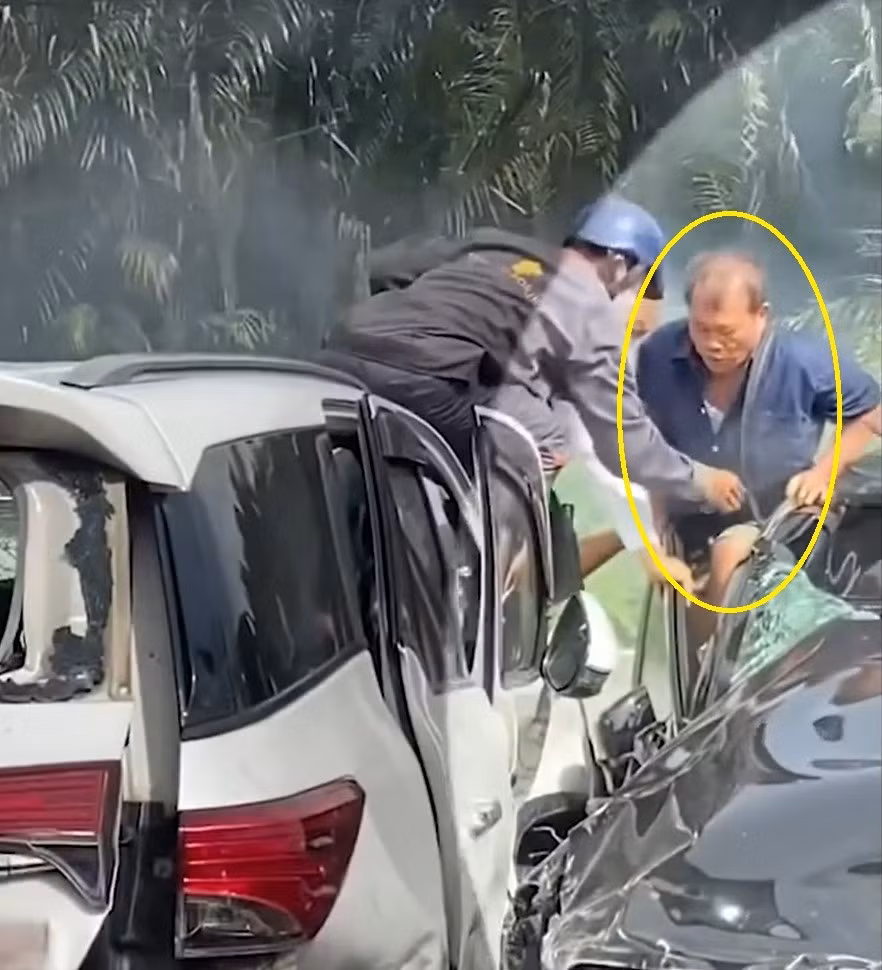Hình ảnh cứu người của 5 cá nhân được lan tỏa mạnh trên mạng xã hội.