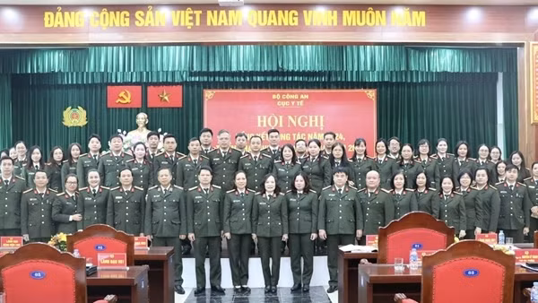 Chủ động đảm bảo công tác y tế và bảo vệ môi trường trong CAND