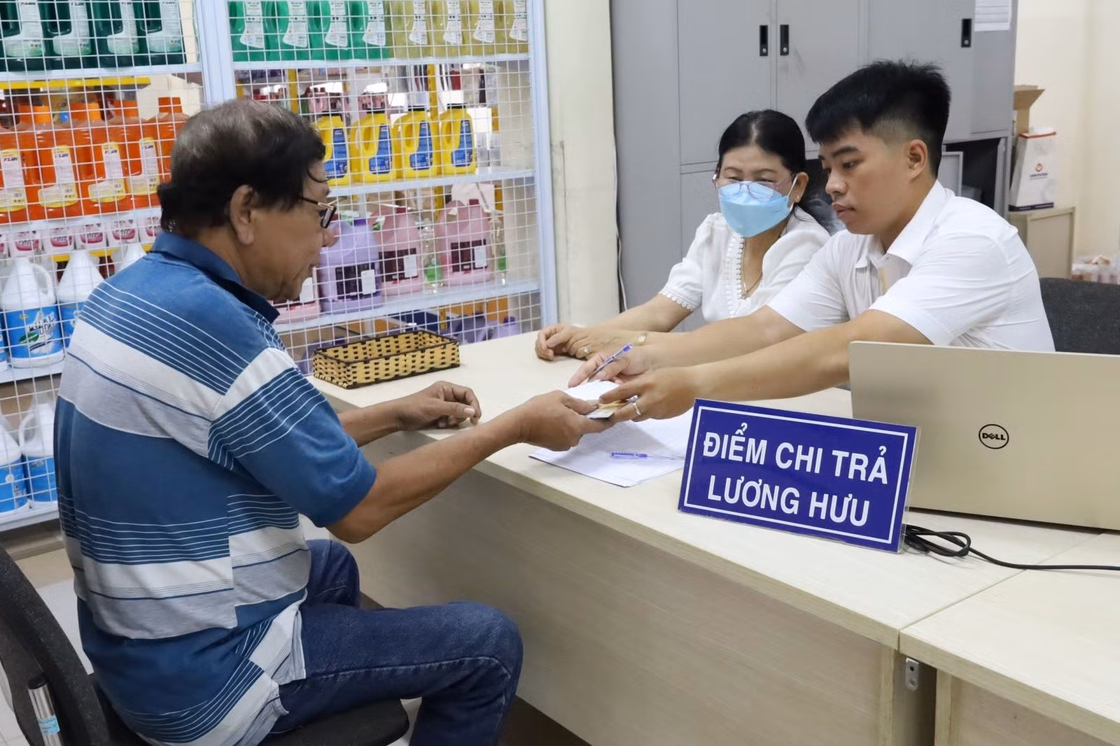 Gộp chi trả 2 tháng lương hưu vào tháng 1/2025 -0