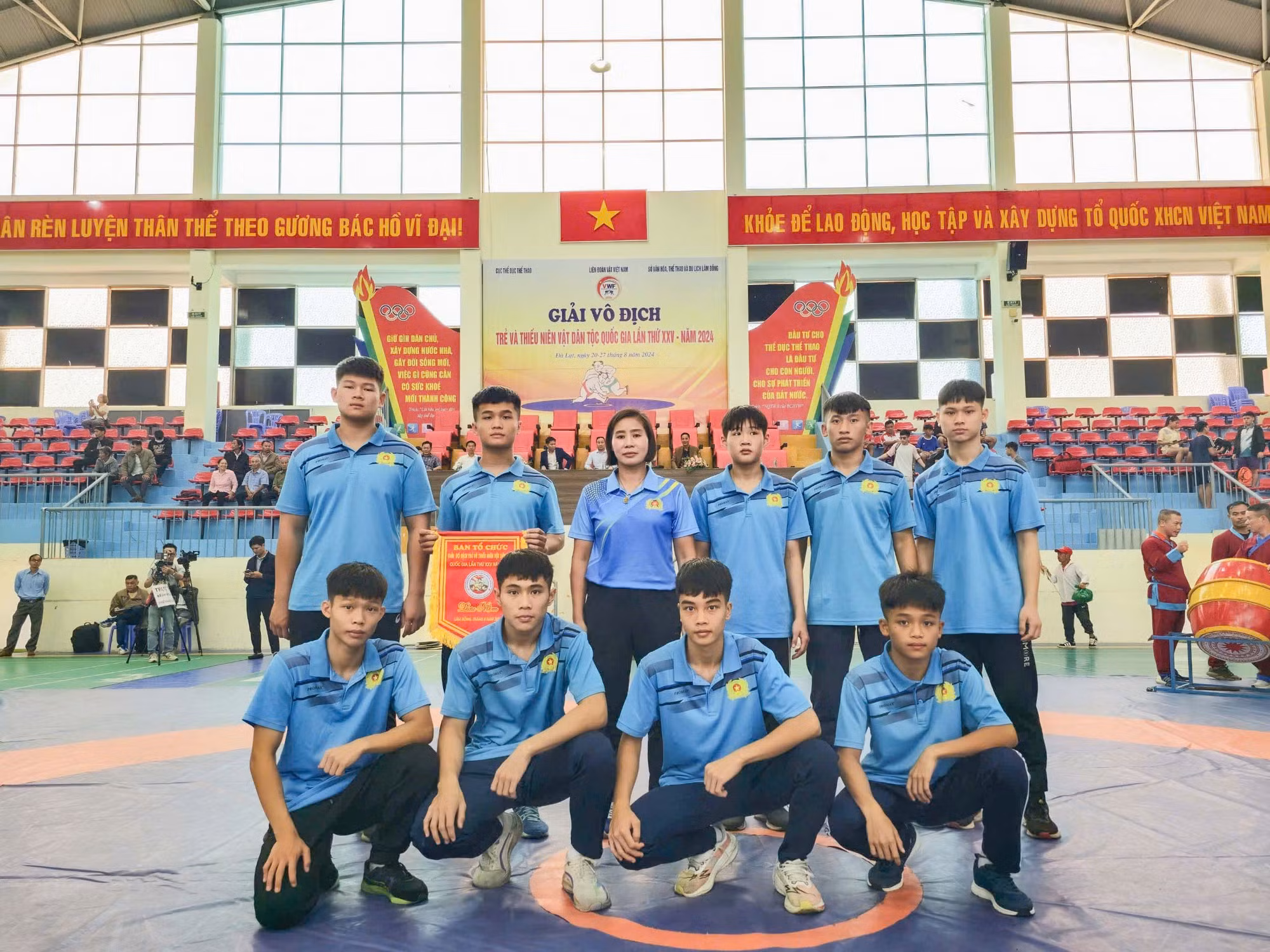 Đoàn thể thao CAND giành 2 huy chương Vàng tại Giải vật dân tộc trẻ Quốc gia -0