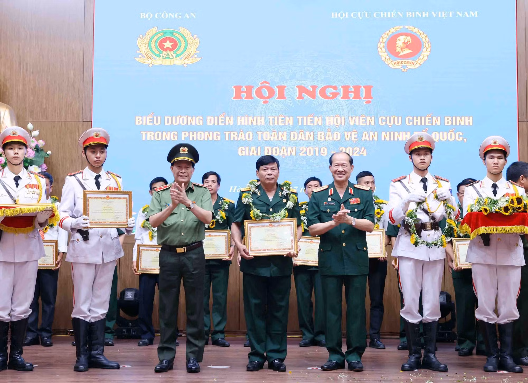 Nhân rộng các gương điển hình tiên tiến cựu chiến binh bảo vệ An ninh Tổ quốc -0