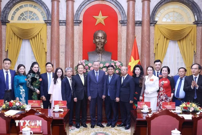 Tổng Bí thư, Chủ tịch nước: Doanh nghiệp Việt Nam cần tiếp tục vươn lên mạnh mẽ -0