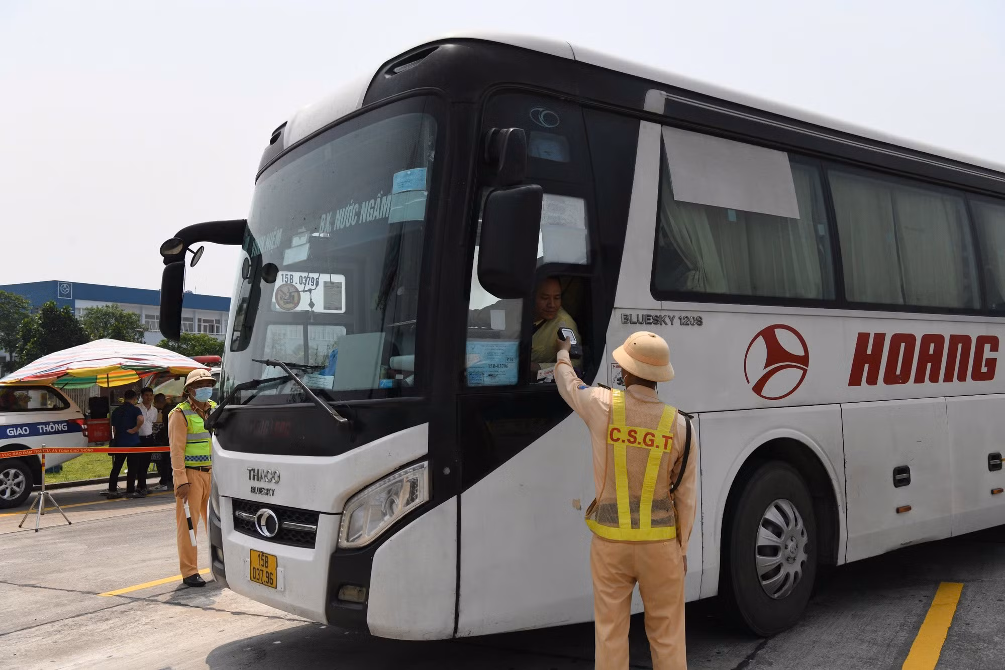 Hà Nội yêu cầu kiểm soát chặt hoạt động của xe kinh doanh vận tải -0