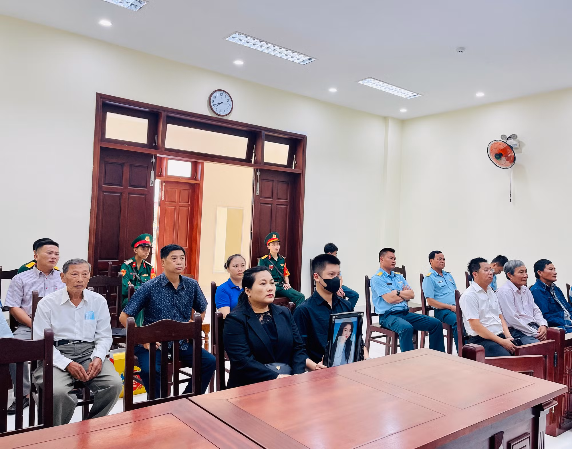  Trả hồ sơ vụ lái xe ô tô tông chết nữ sinh ở Ninh Thuận -0