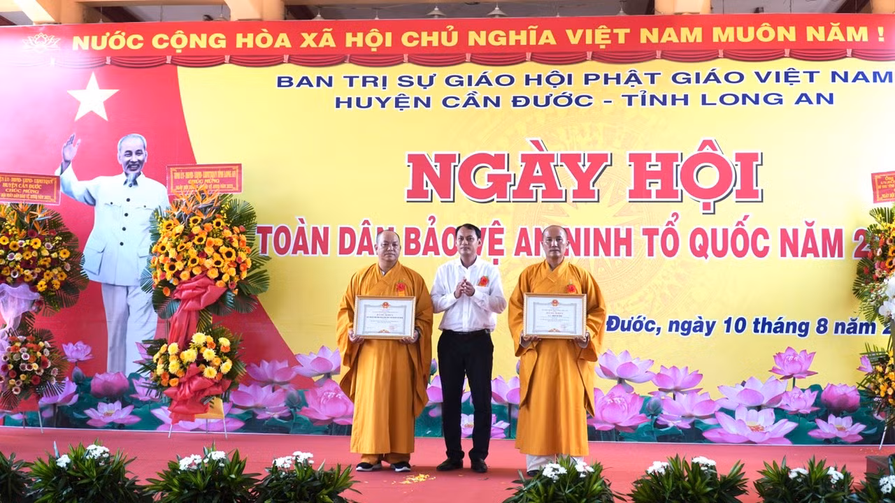 Chùa Long Hoa-đơn vị điểm của tỉnh tổ chức Ngày hội toàn dân bảo vệ ANTQ năm 2023 -0