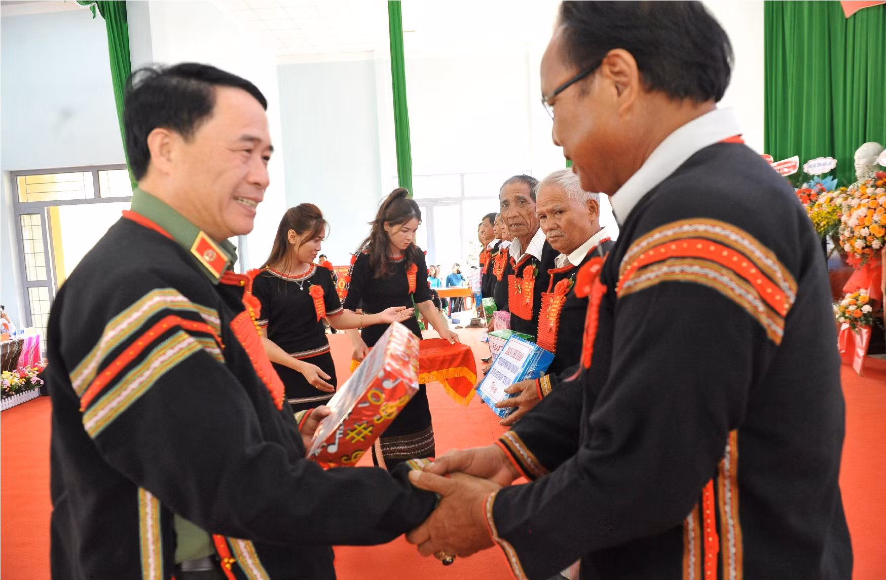 Phó Thủ tướng Trần Lưu Quang dự Ngày hội toàn dân bảo vệ an ninh Tổ quốc -0